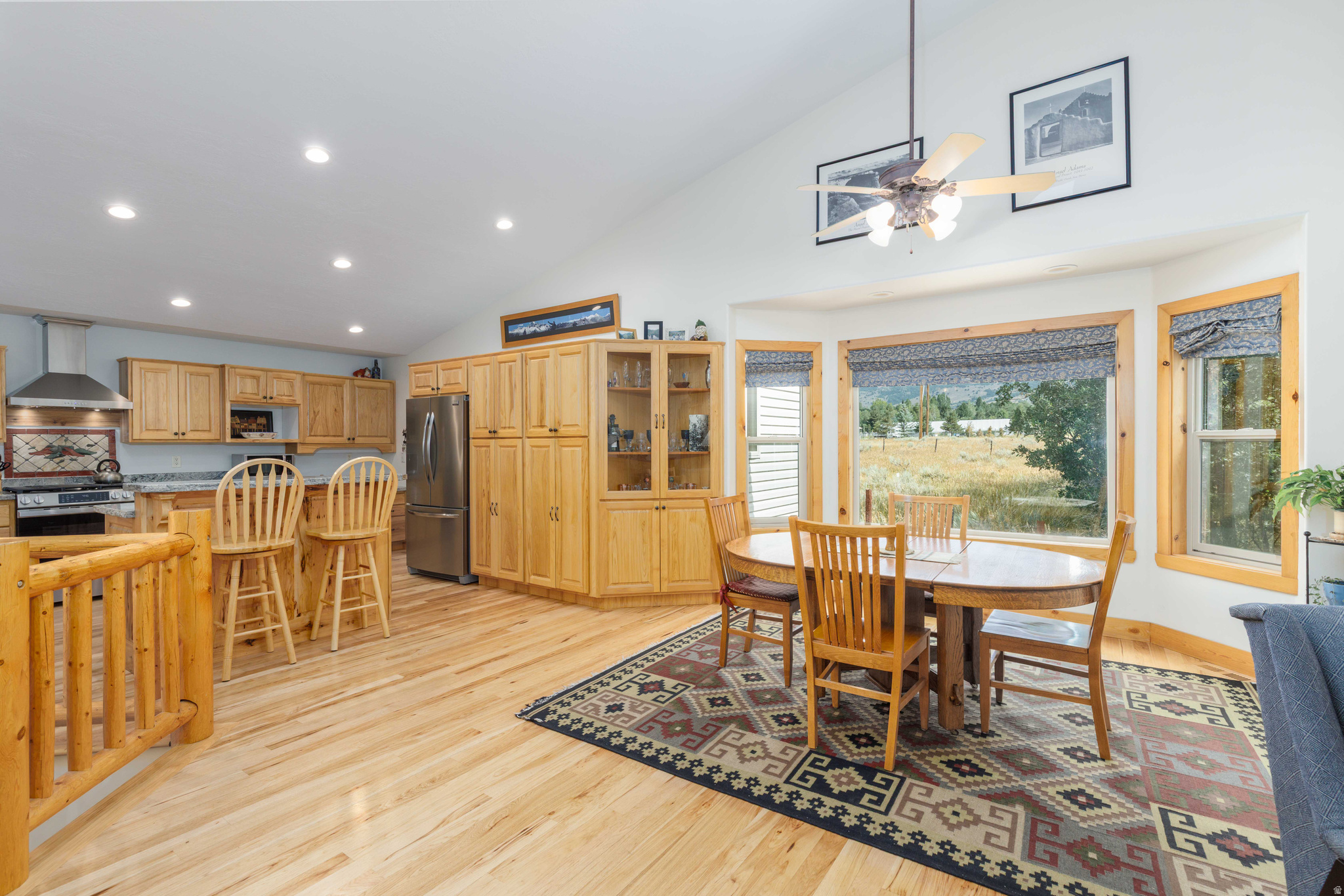 3448 N FULLER DR