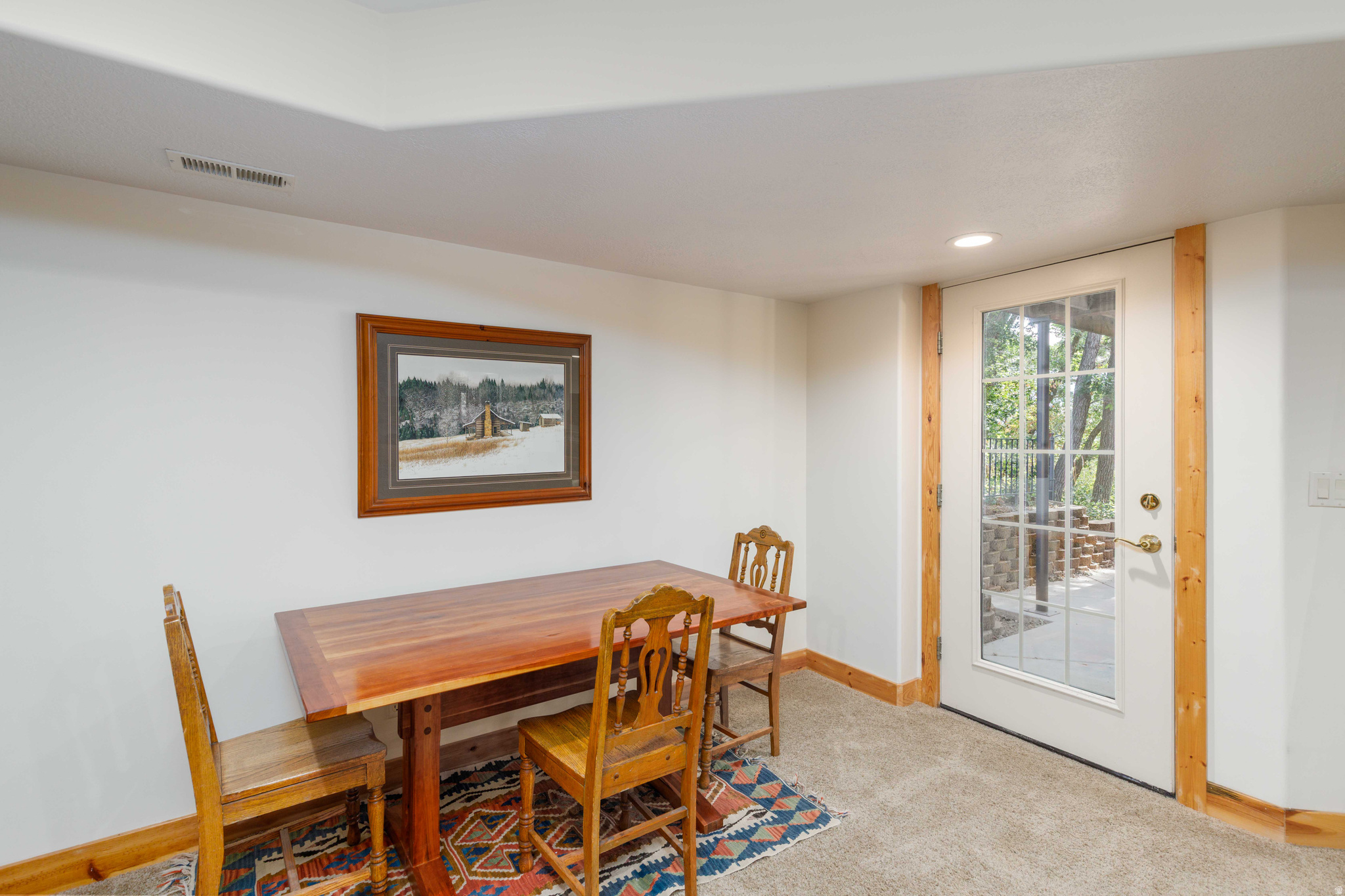 3448 N FULLER DR
