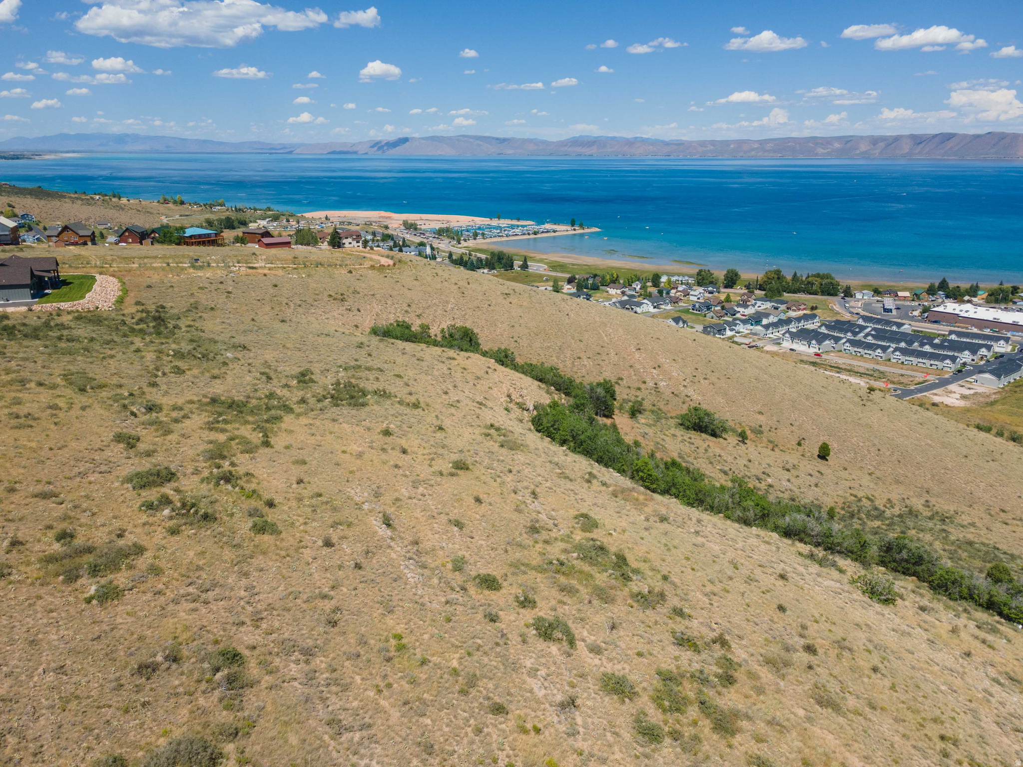 447 W ELK RIDGE RD