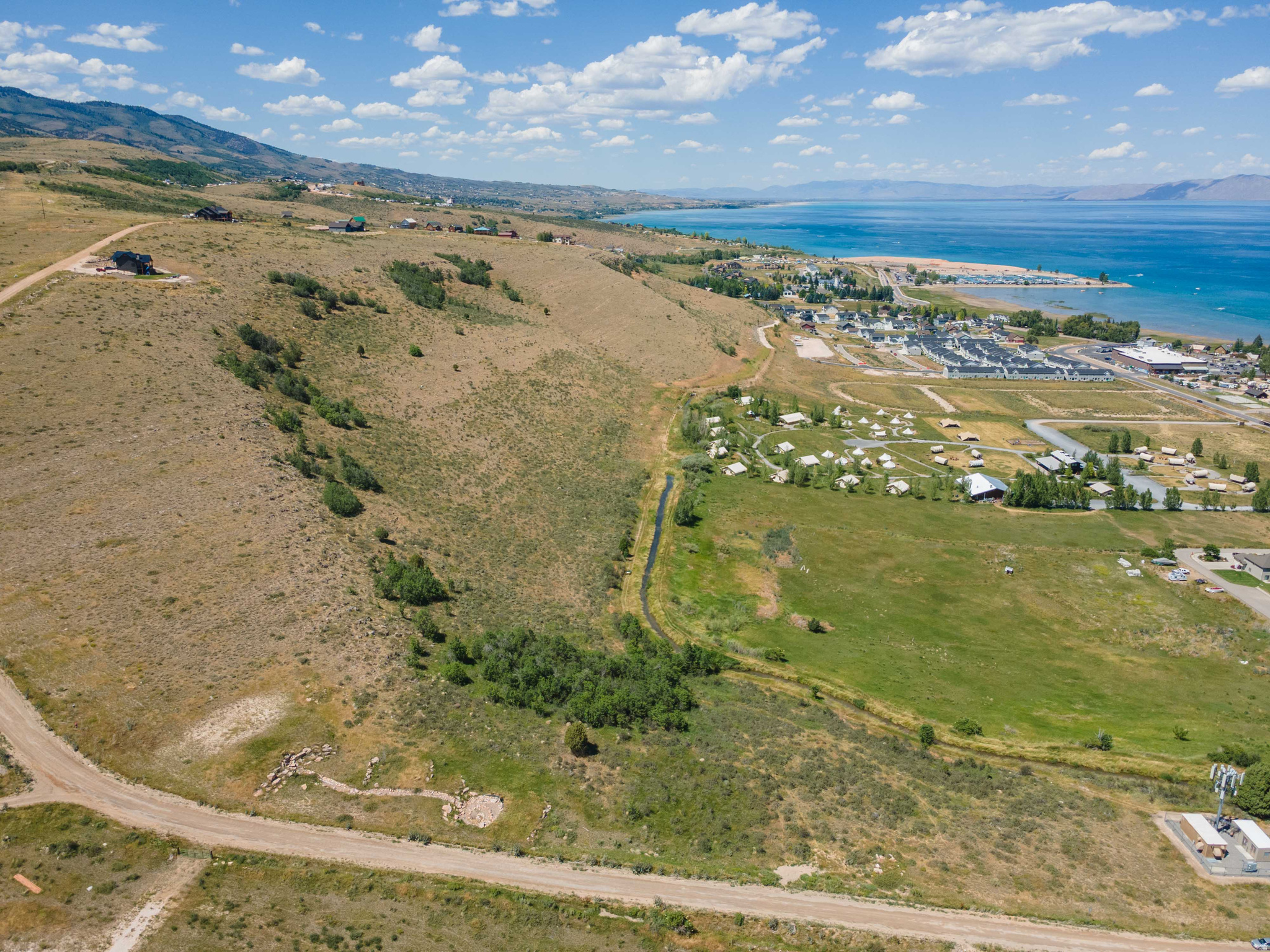 447 W ELK RIDGE RD
