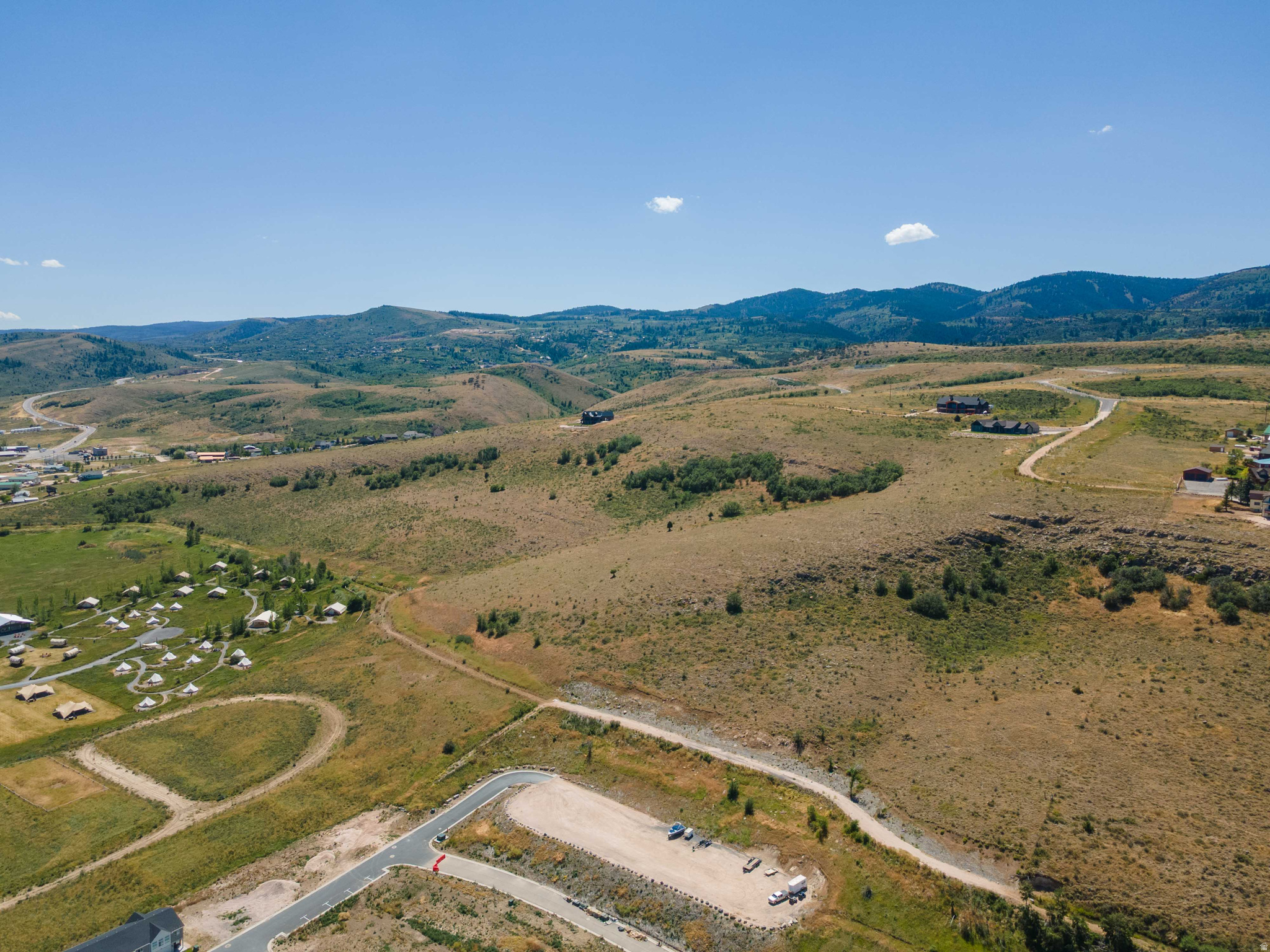 447 W ELK RIDGE RD