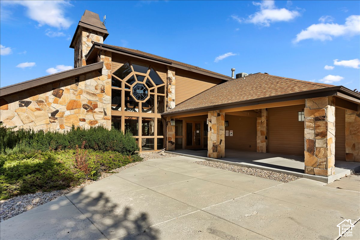 3615 N WOLF LODGE DR #1306