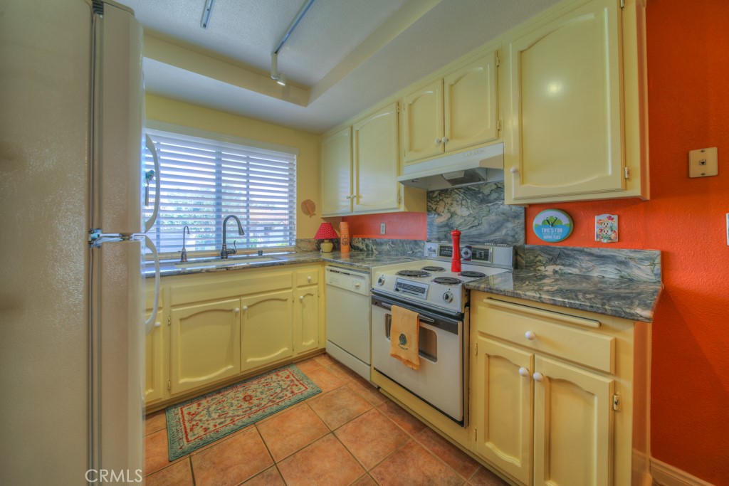 12023 Caminito Campana