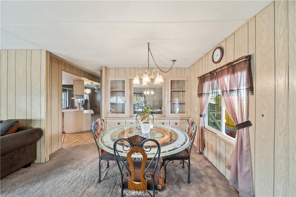 725 W Thornton Avenue 35