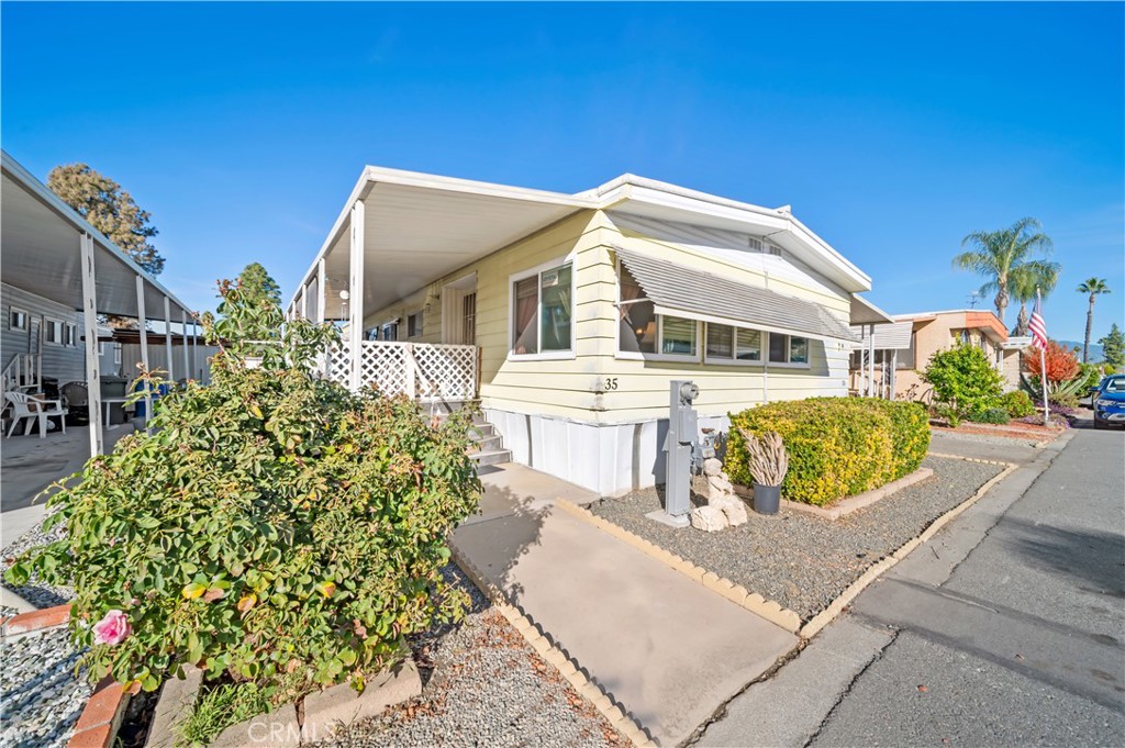 725 W Thornton Avenue 35