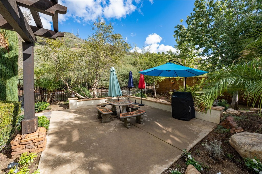 23658 Hollingsworth Drive