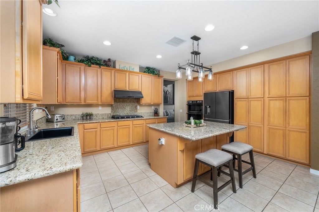 23658 Hollingsworth Drive