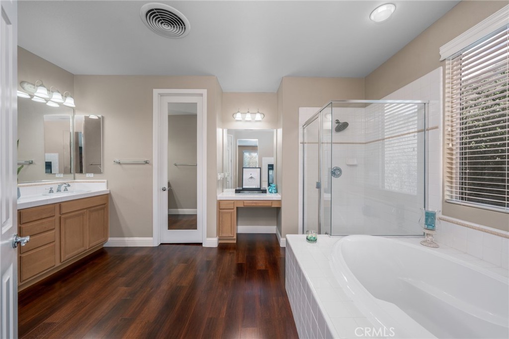 23658 Hollingsworth Drive