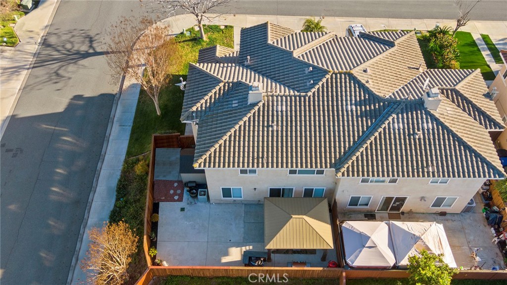 1739 Long Ridge Street