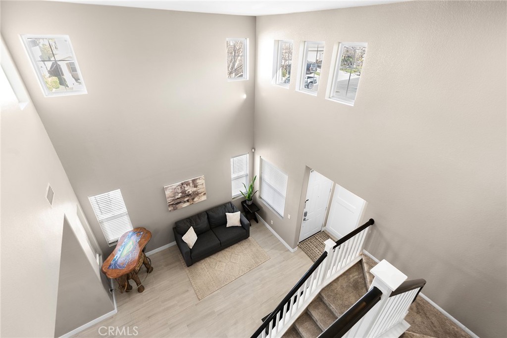 1739 Long Ridge Street