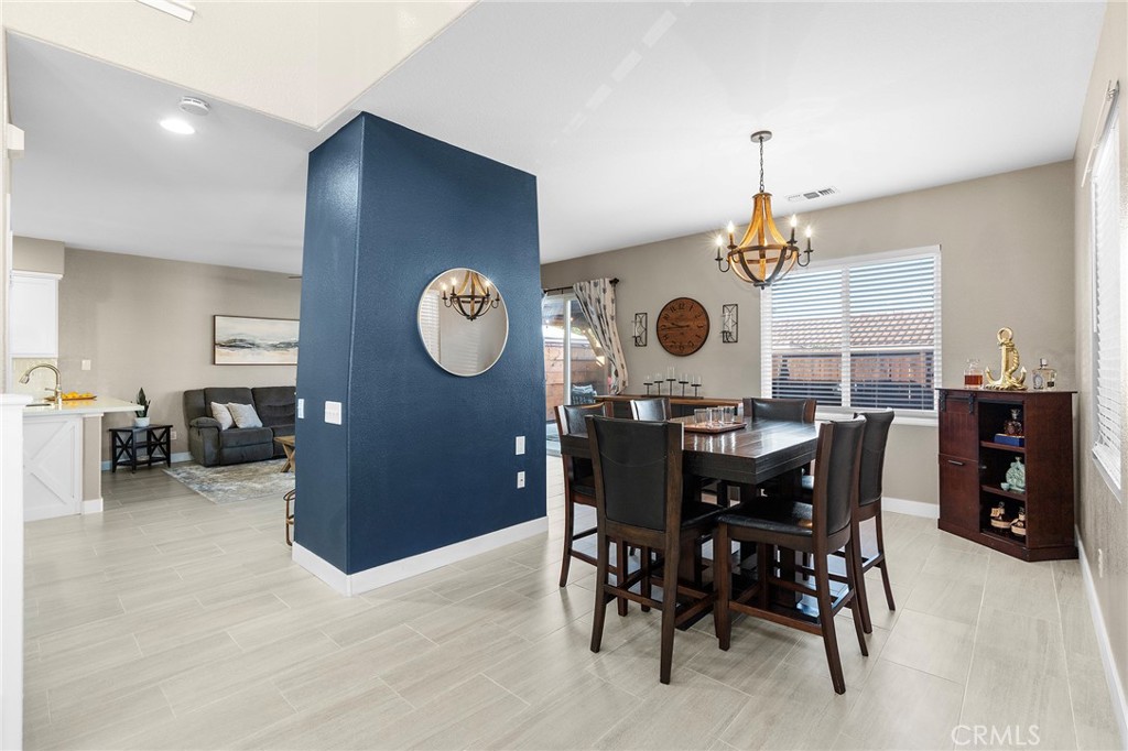 1739 Long Ridge Street