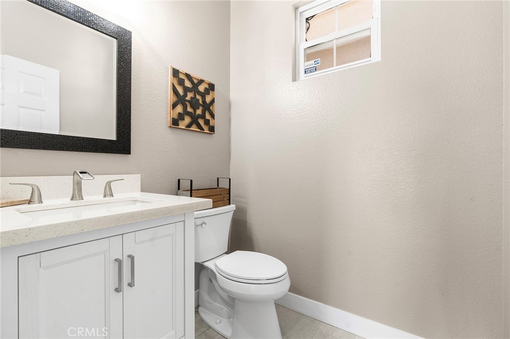 1739 Long Ridge Street