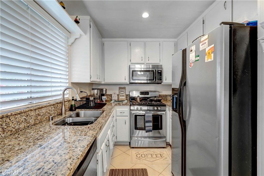 27122 Rangewood Street