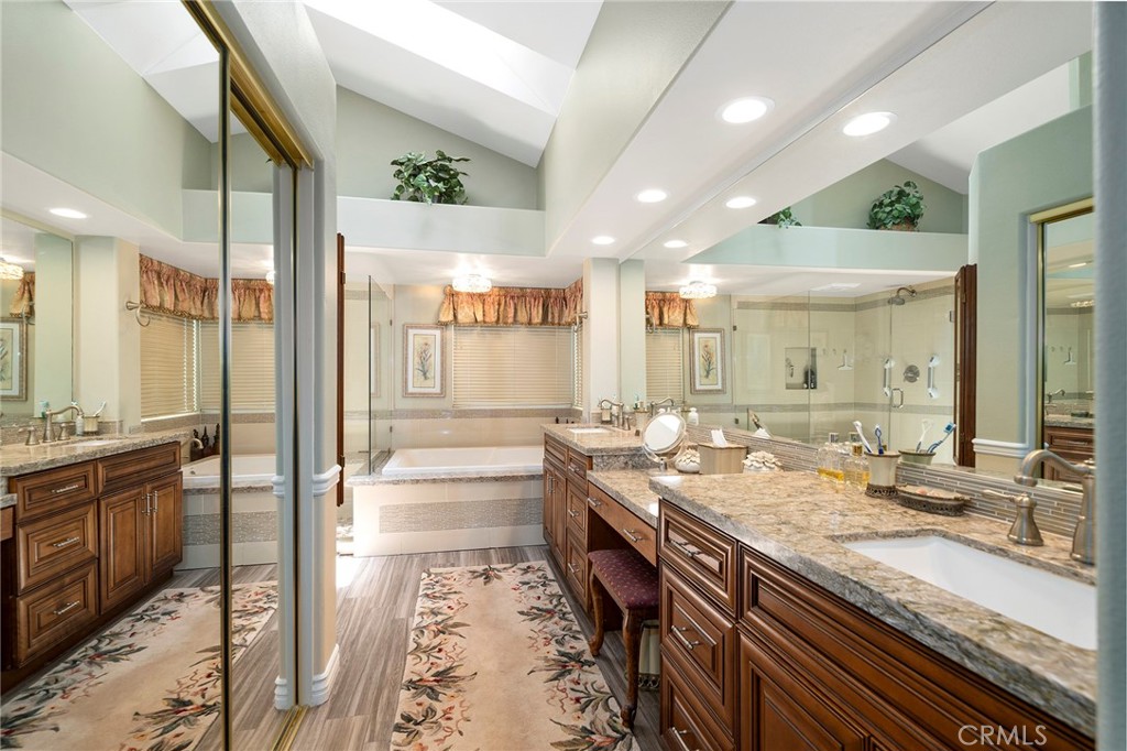 40348 Corte Martinez