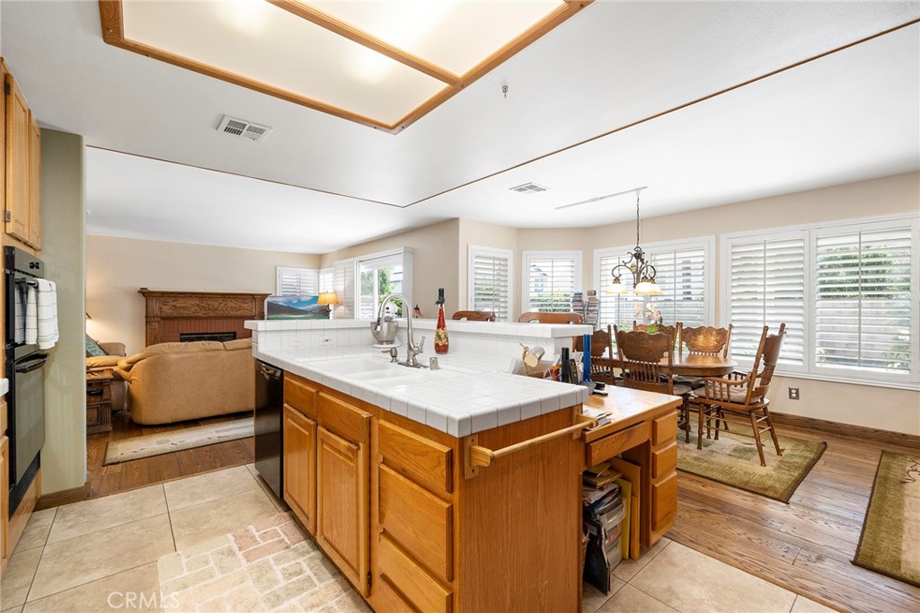 40348 Corte Martinez