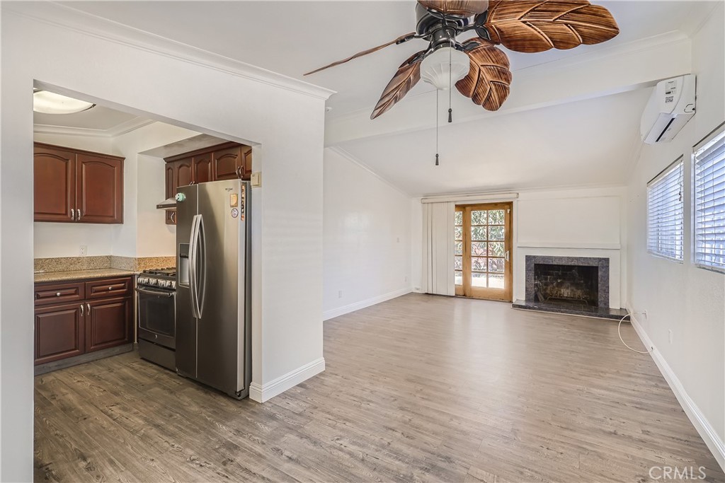 6272 Amber Lake Avenue