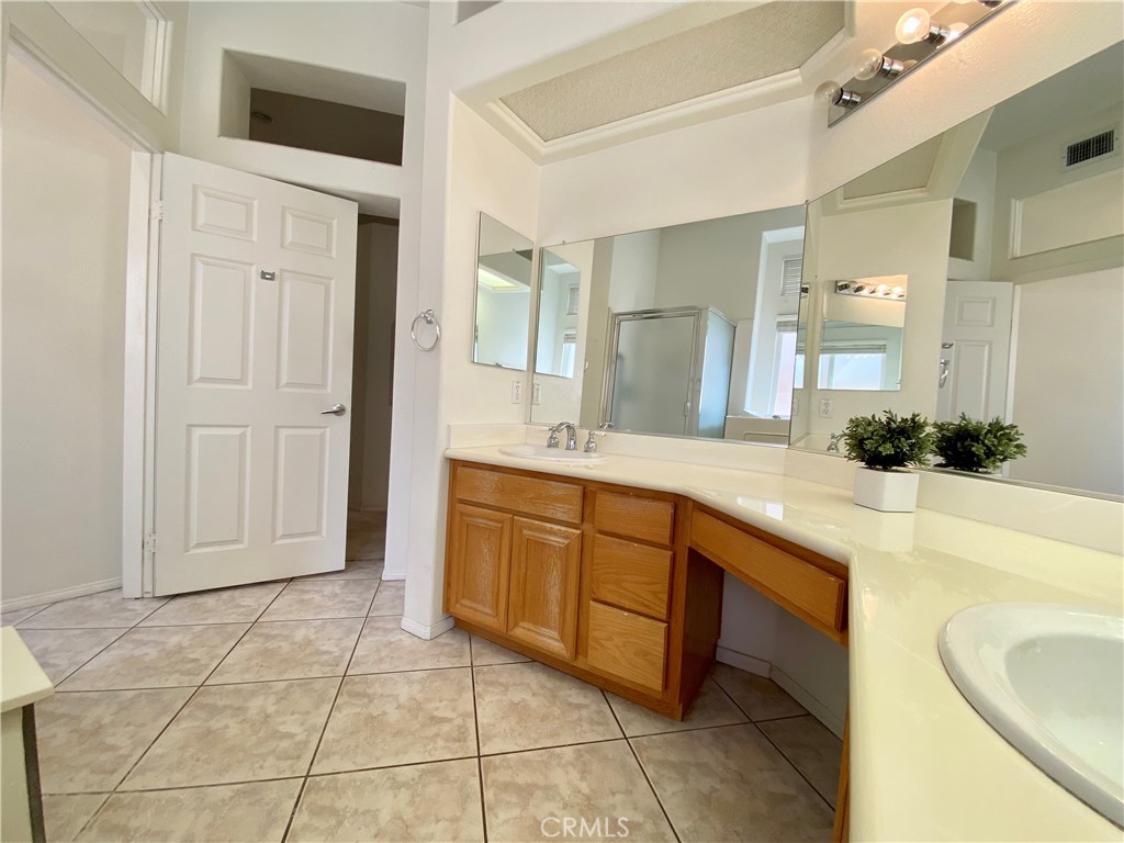 1906 Seven Hills Drive