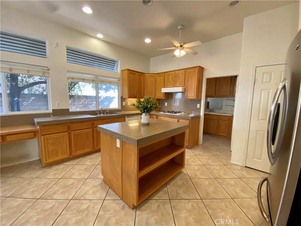 1906 Seven Hills Drive