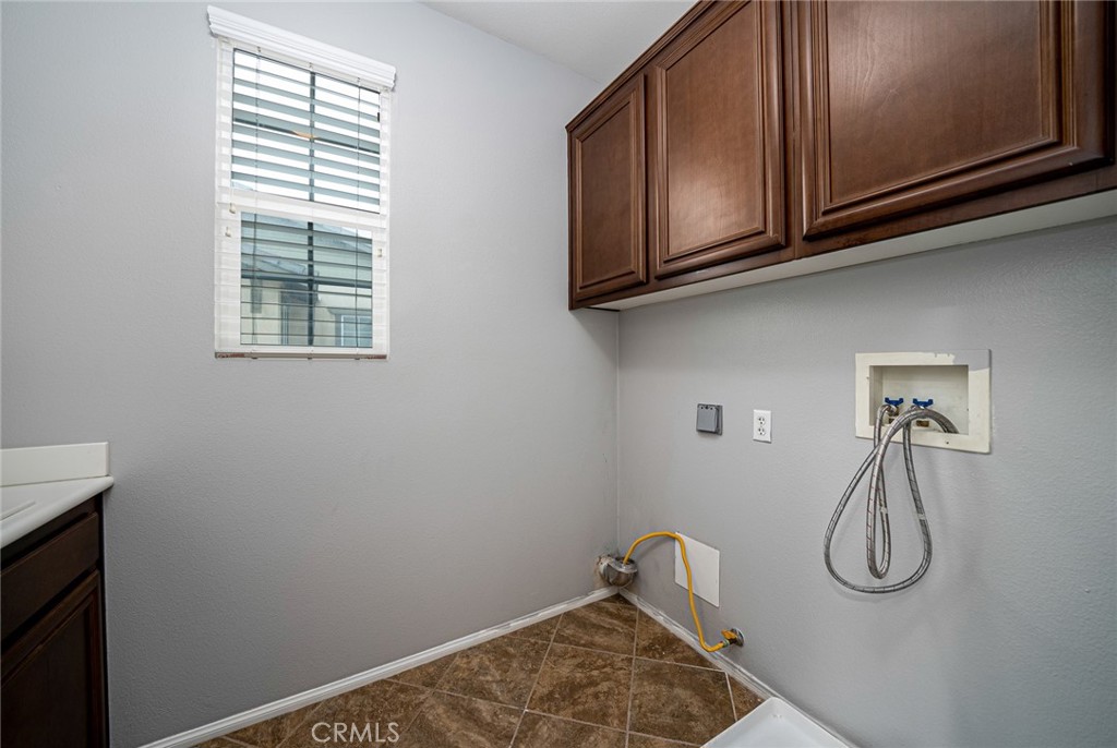 40059 Annapolis Drive