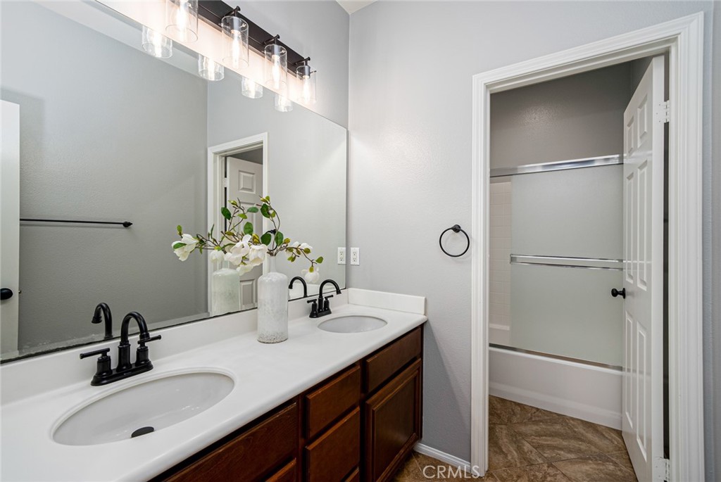 40059 Annapolis Drive