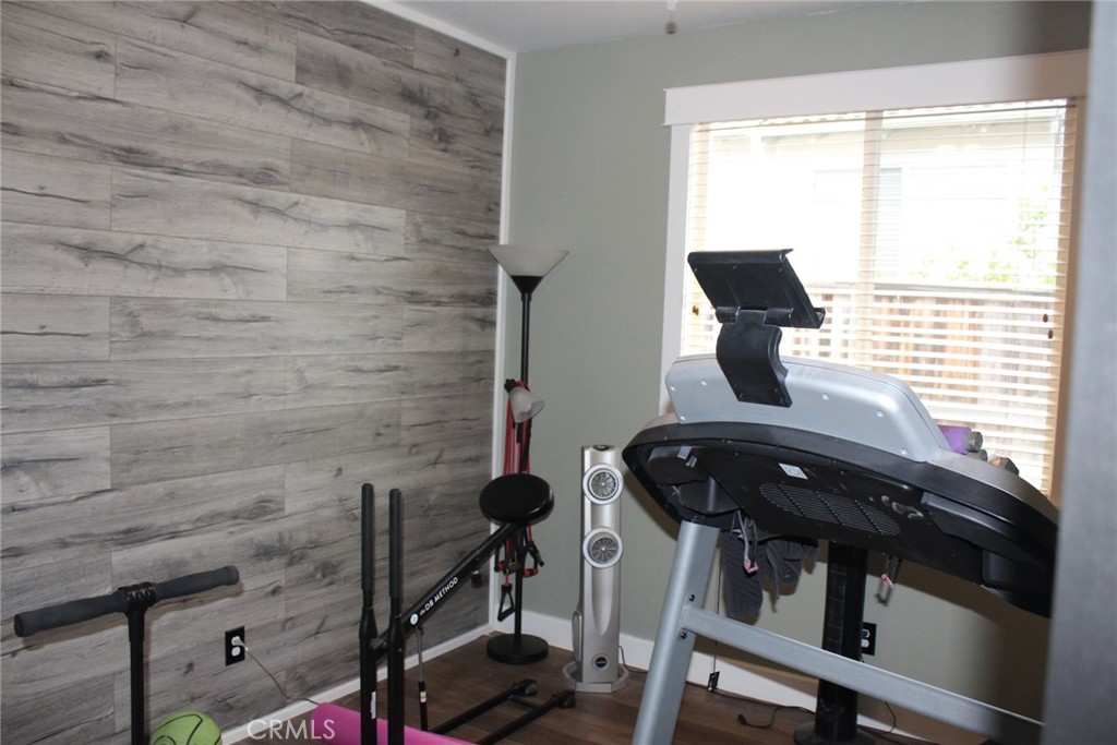 46044 Via La Colorada