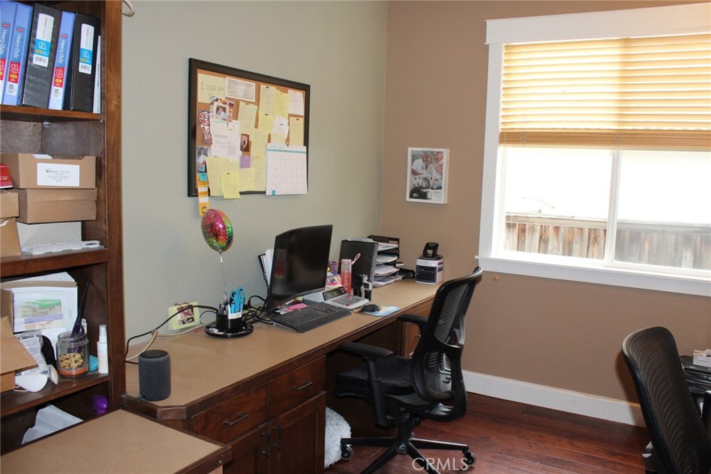 46044 Via La Colorada