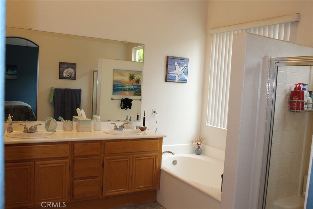 46044 Via La Colorada