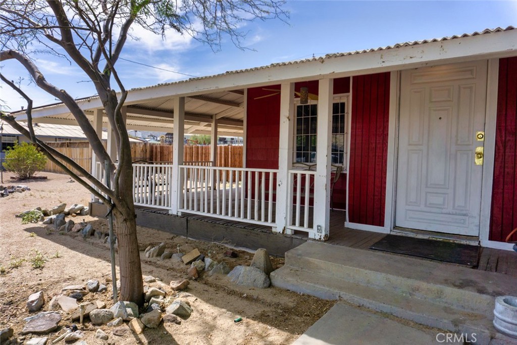 83040 Magnolia Avenue