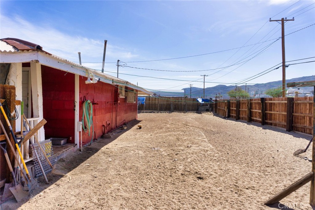 83040 Magnolia Avenue