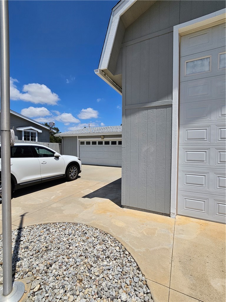 33510 Hayfield Circle