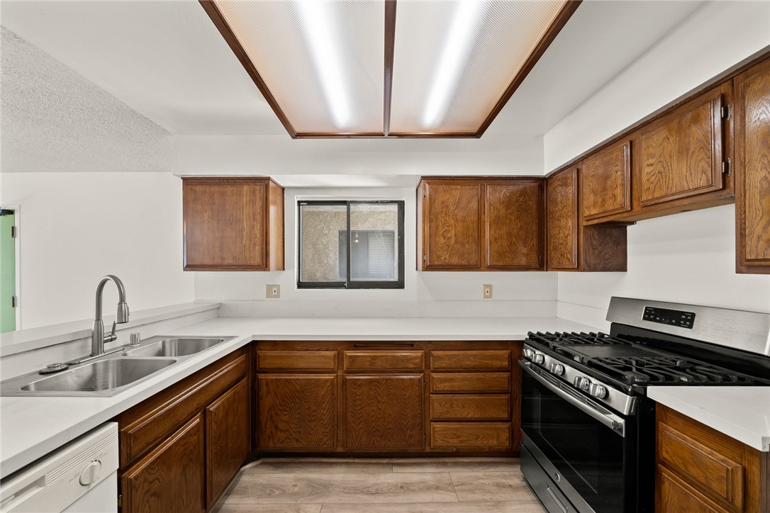 1444 W 227th Street 9