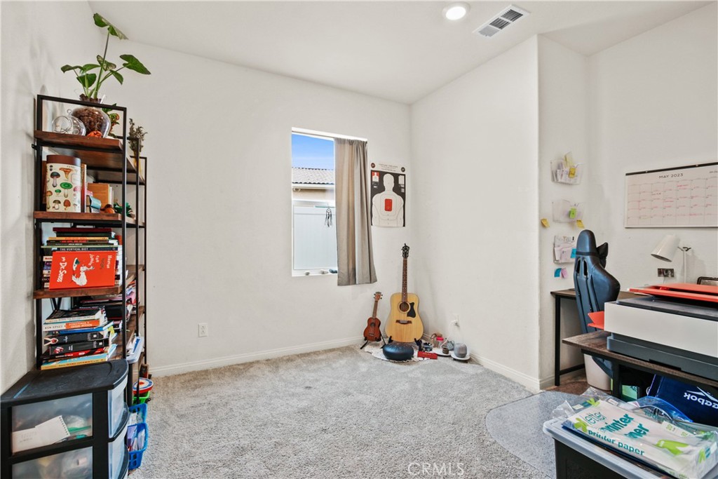 34563 Meadowside Lane