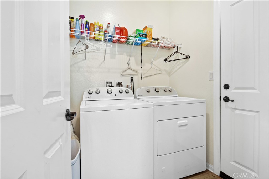 34563 Meadowside Lane