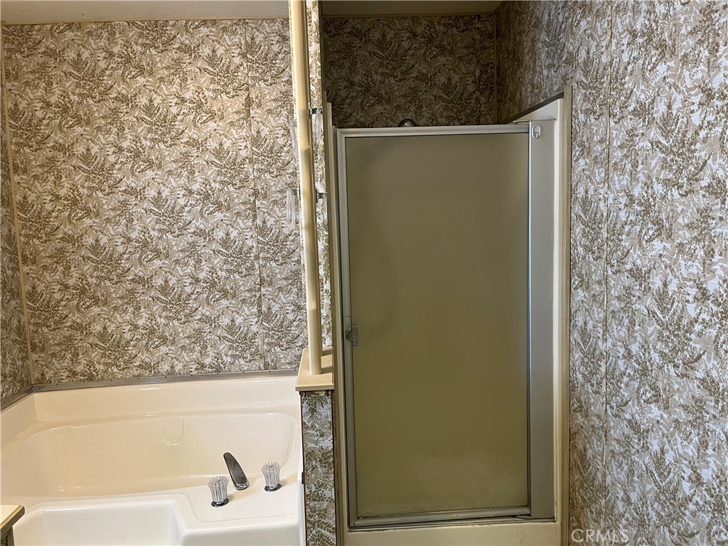 260 N Lyon Avenue 91