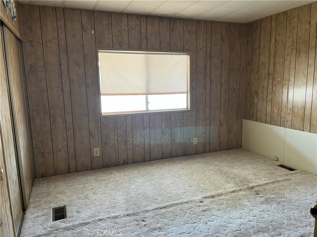 260 N Lyon Avenue 91