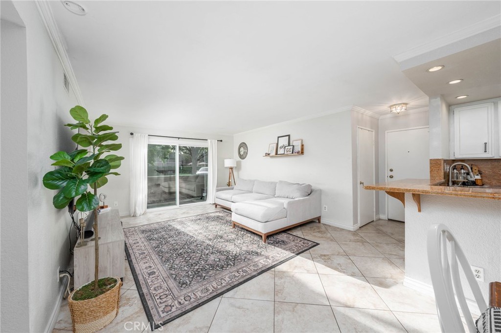 10490 E Briar Oaks Drive B