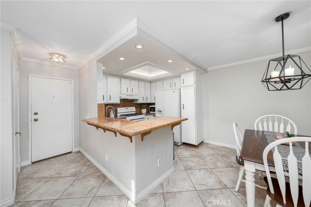 10490 E Briar Oaks Drive B