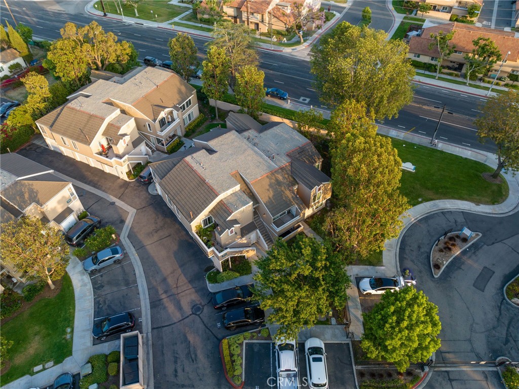 10490 E Briar Oaks Drive B