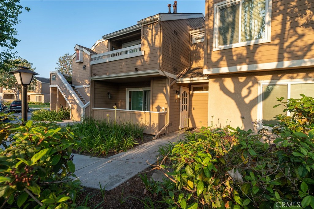 10490 E Briar Oaks Drive B