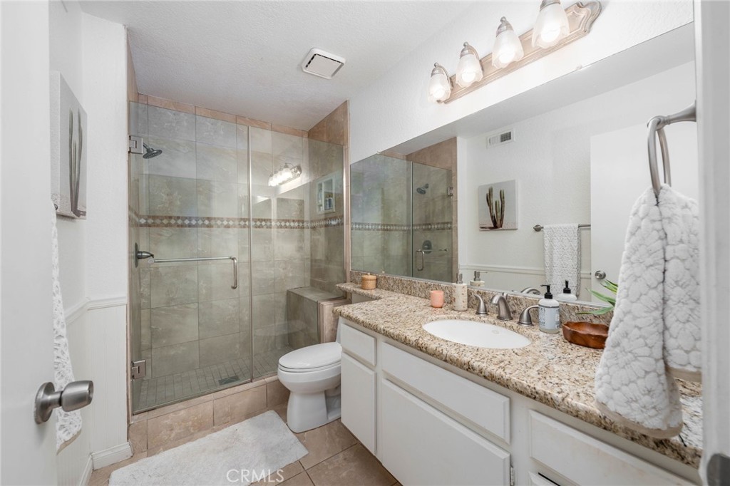 10490 E Briar Oaks Drive B