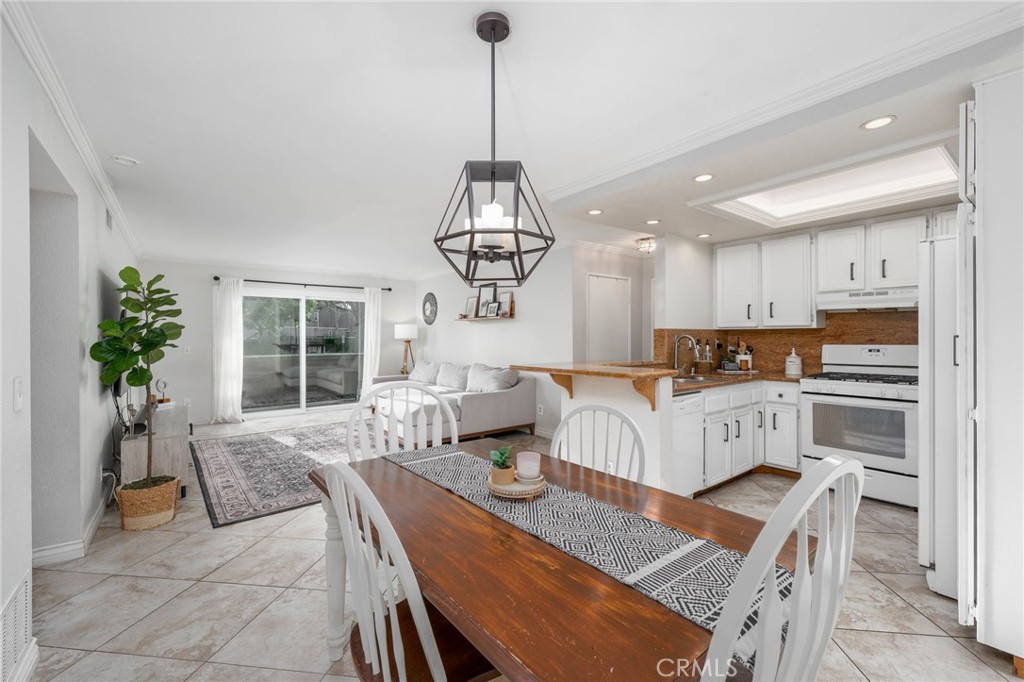 10490 E Briar Oaks Drive B