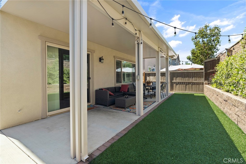 2057 White Alder Lane