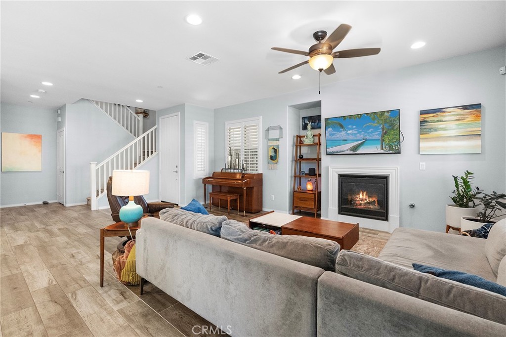 2057 White Alder Lane