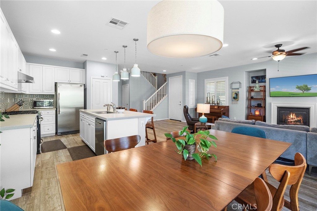 2057 White Alder Lane