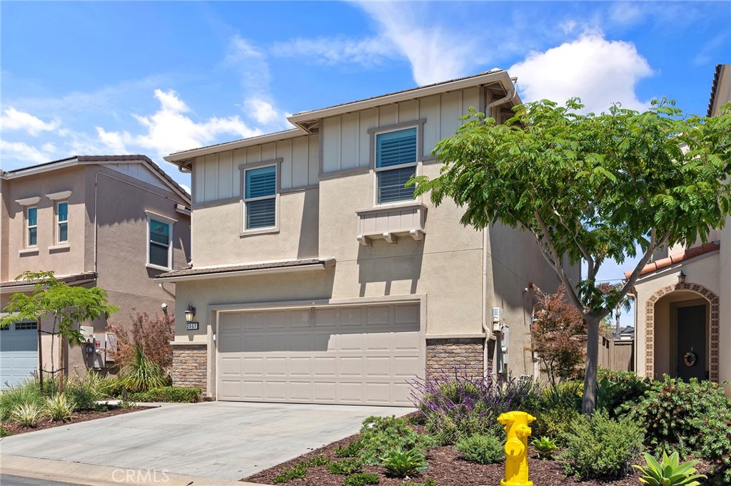 2057 White Alder Lane