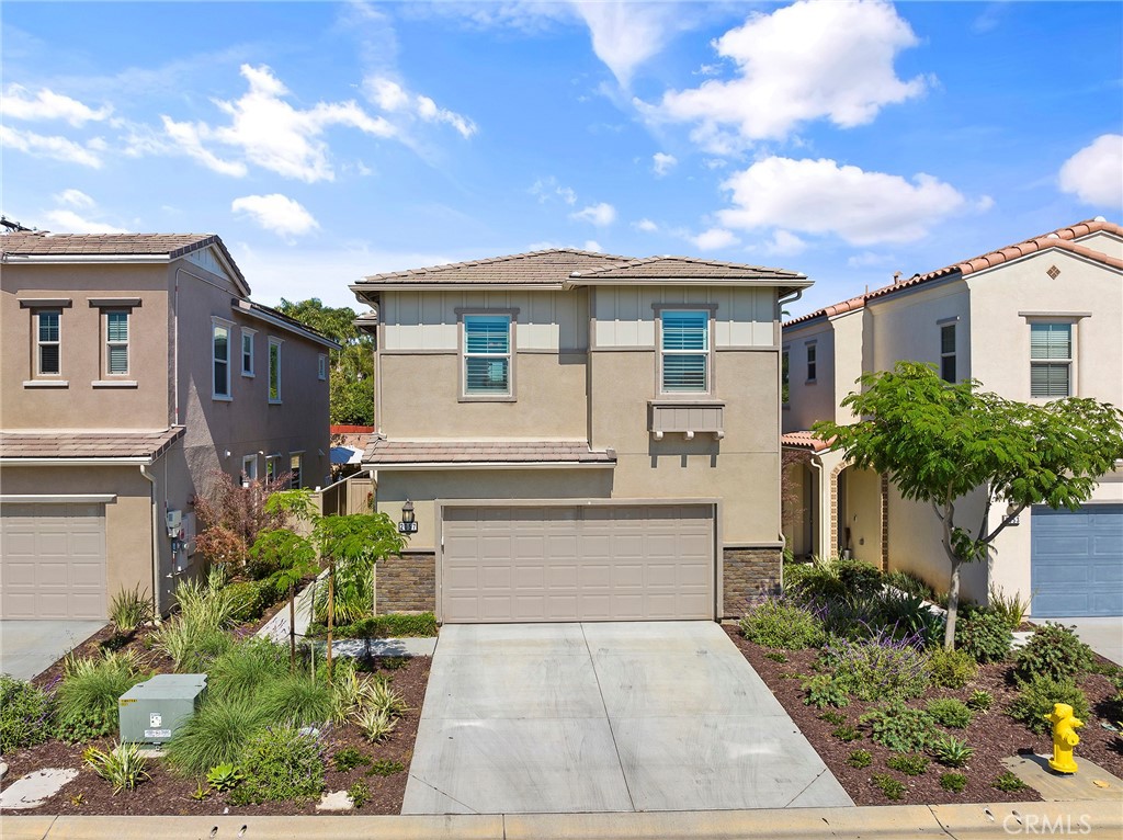 2057 White Alder Lane