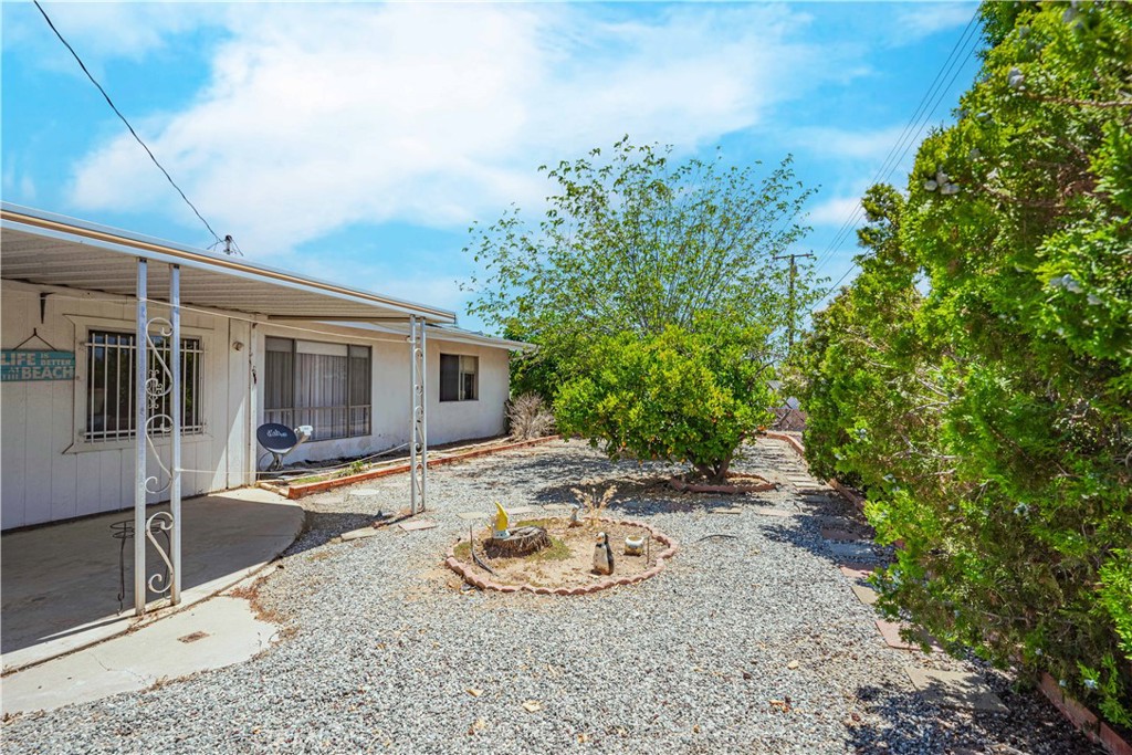 25865 Interlechen Drive