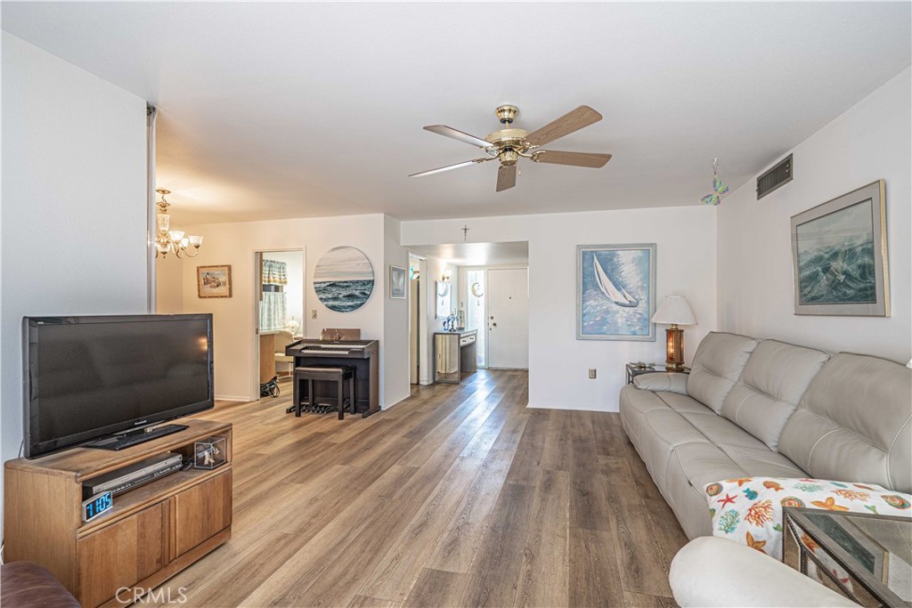 25865 Interlechen Drive