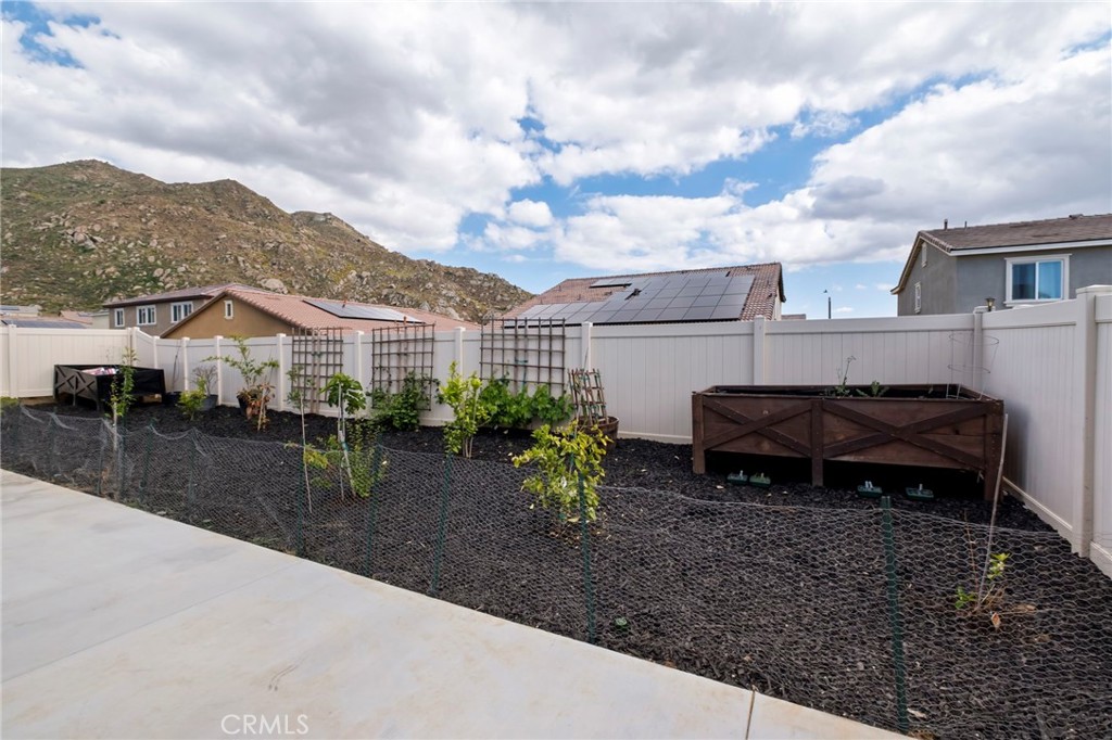 30121 Meadow Oaks Street