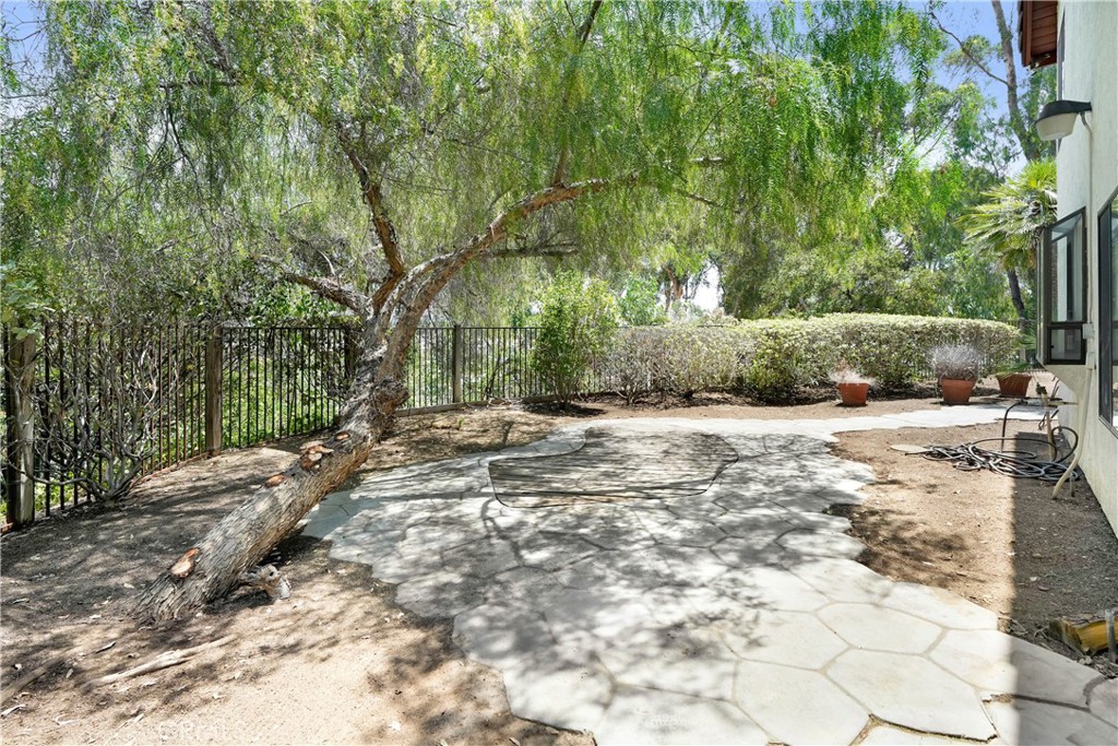 22962 Springdale Drive